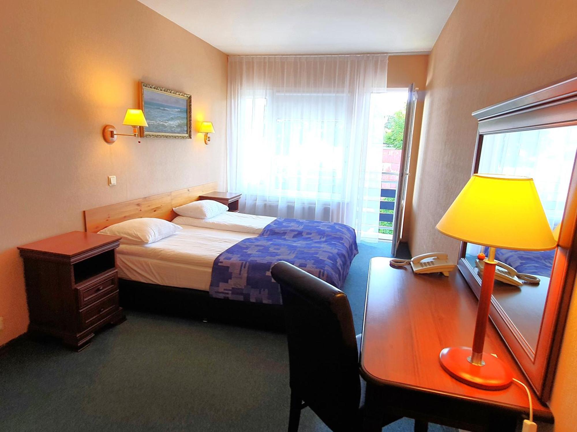 Good Stay Eiropa Hotel Economy Jūrkalne Habitación foto