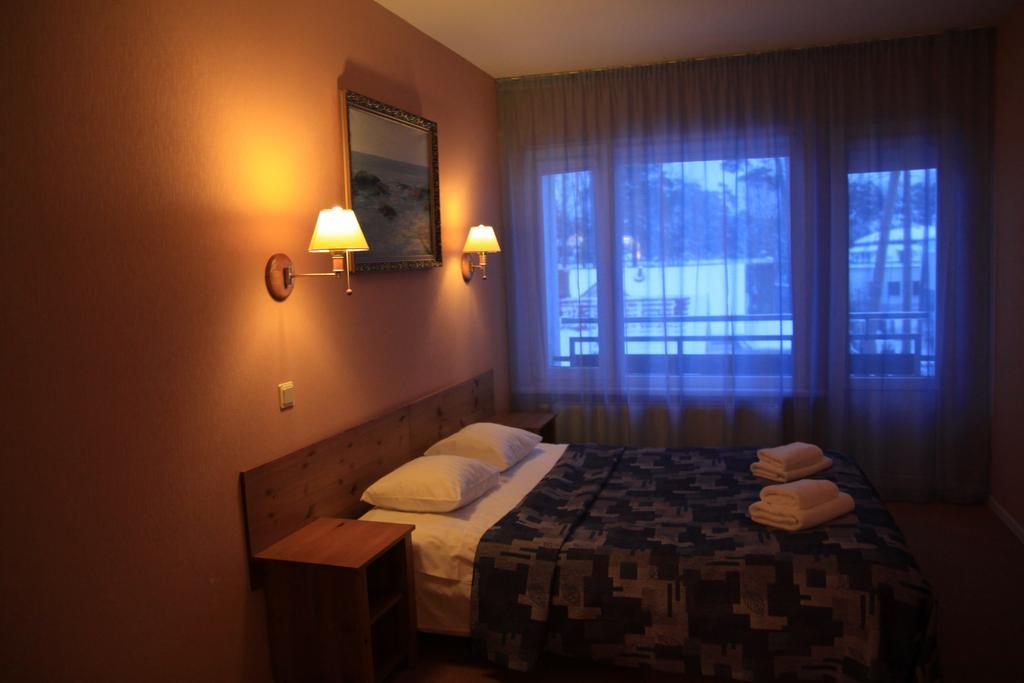Good Stay Eiropa Hotel Economy Jūrkalne Habitación foto